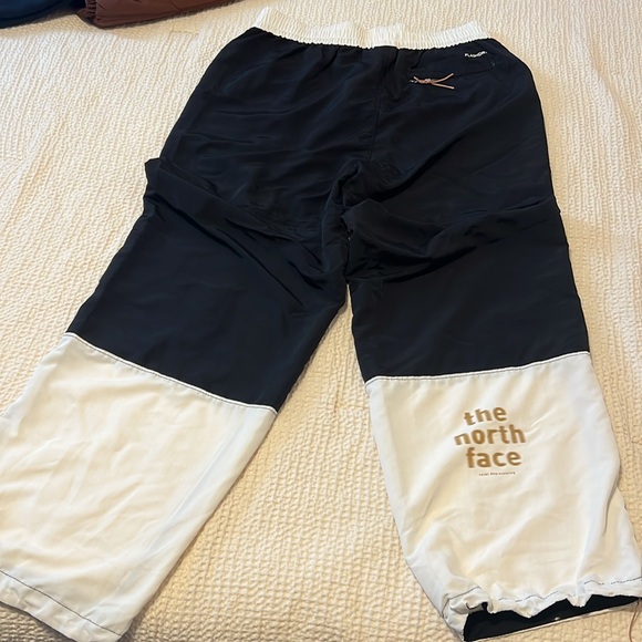 Brand new with tags The North Face Nylon pants. - Picture 5 of 7